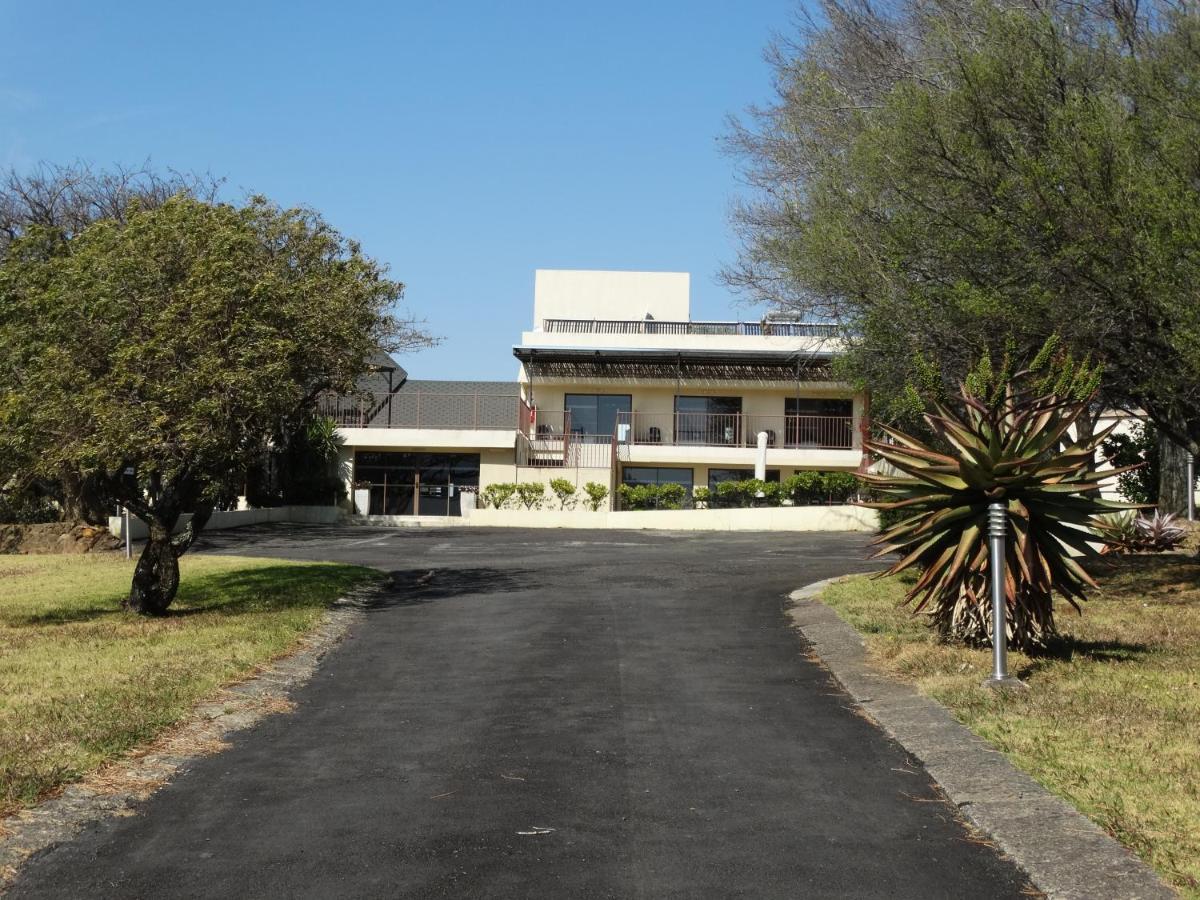 Pyramids Motel Van Reenen Bagian luar foto