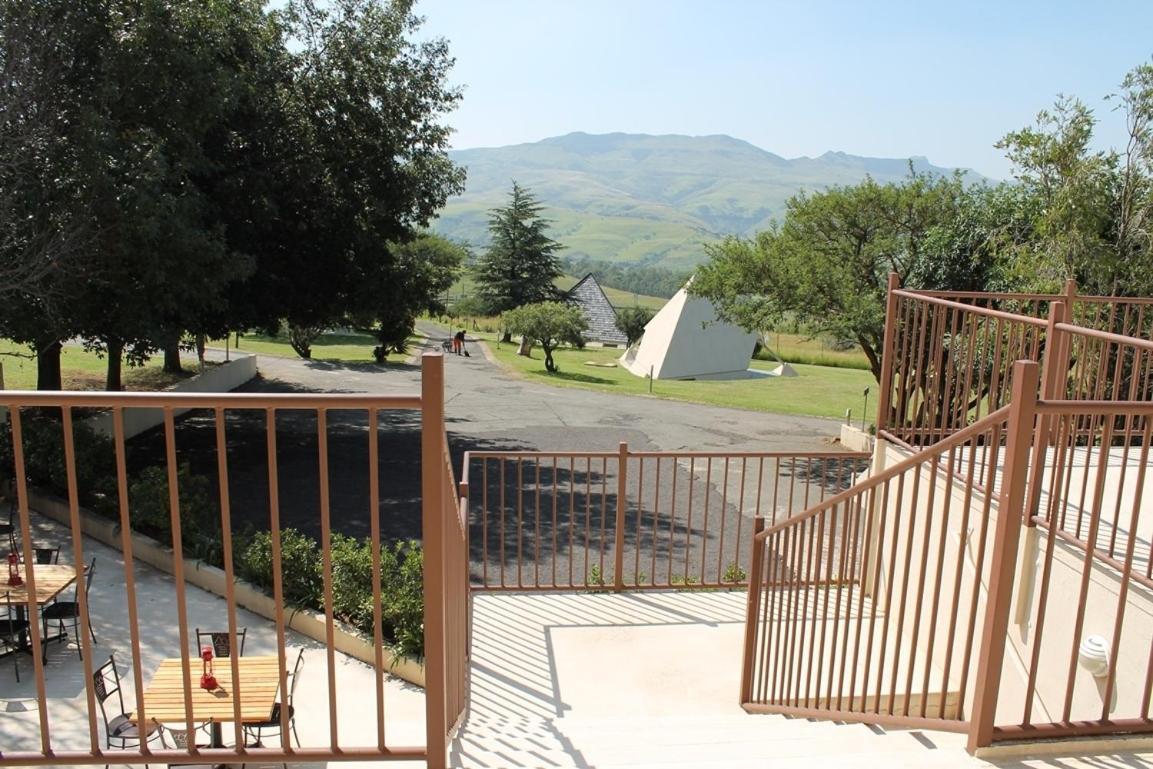 Pyramids Motel Van Reenen Ruang foto