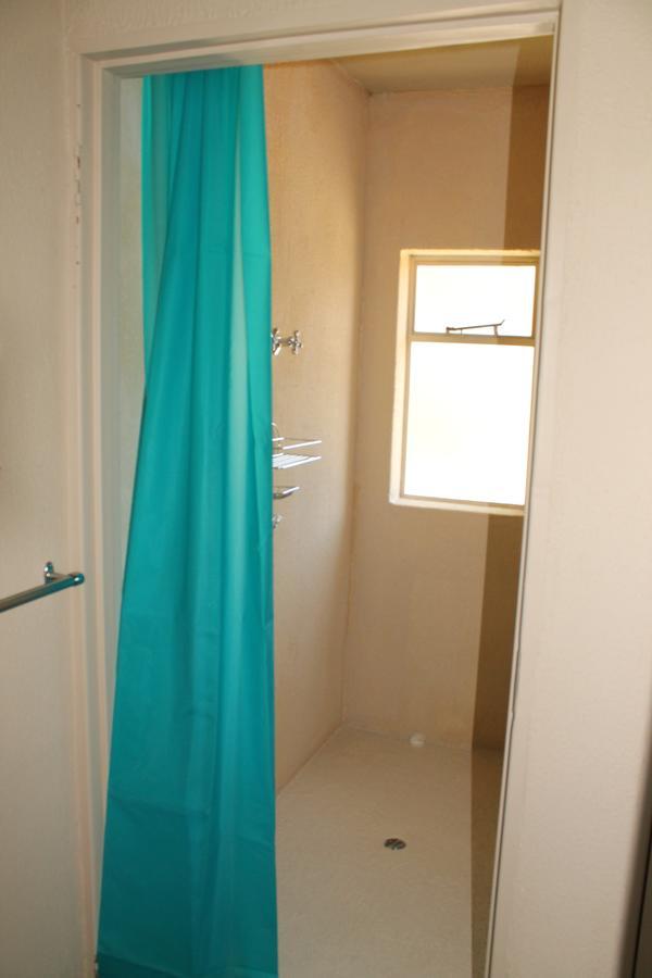 Pyramids Motel Van Reenen Bagian luar foto
