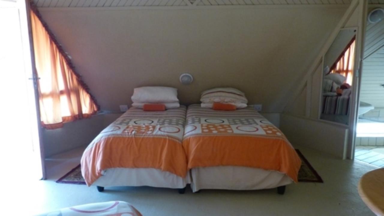 Pyramids Motel Van Reenen Bagian luar foto