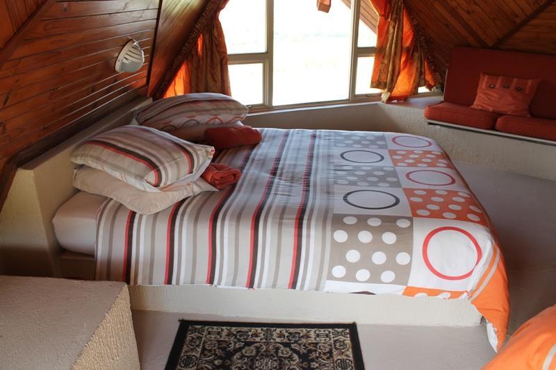 Pyramids Motel Van Reenen Bagian luar foto
