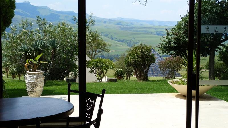 Pyramids Motel Van Reenen Bagian luar foto